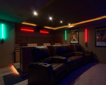 #TBT Star Wars Themed Home Theater Comes Complete With Lightsabers