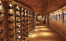 This Wine Country Hillside Cave Features 120 Hidden Sources of Light